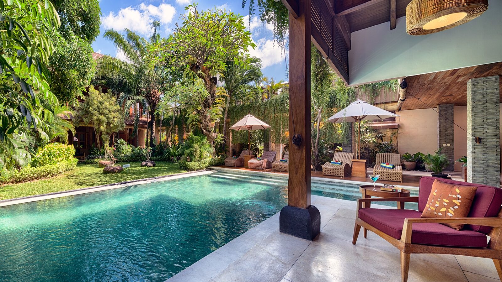 6-Bedroom-Villa-seminyak