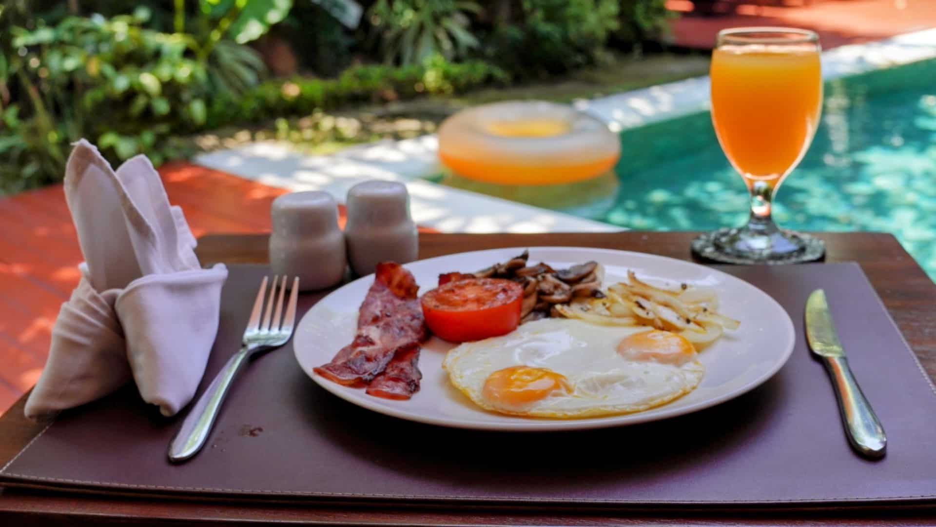Breakfast places in Seminyak